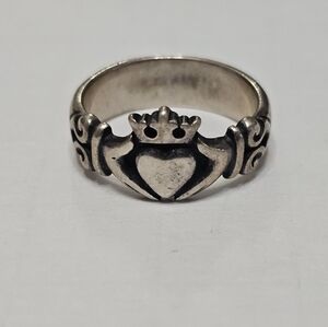 James Avery Claddagh Ring